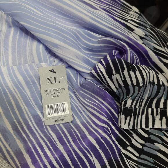 NWT ZOZO Women's Purple Design Button Collar Neck Top l Size: XL - Picture 12 of 14